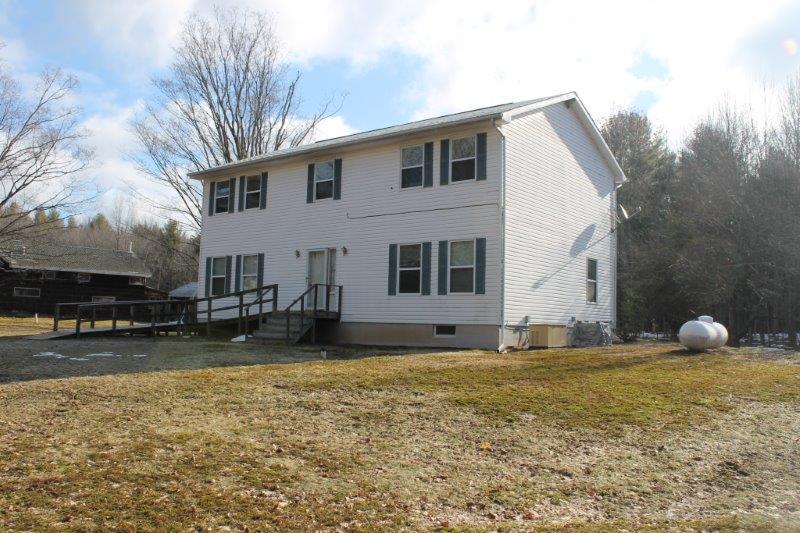 Oneida Lake Region Country Home with 104 Acres! NY LandQuest NY