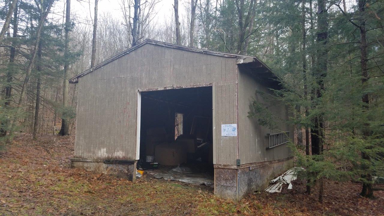 6 acres Cabin overlooking Creek in Cohocton NY 9010 Akins Road NY